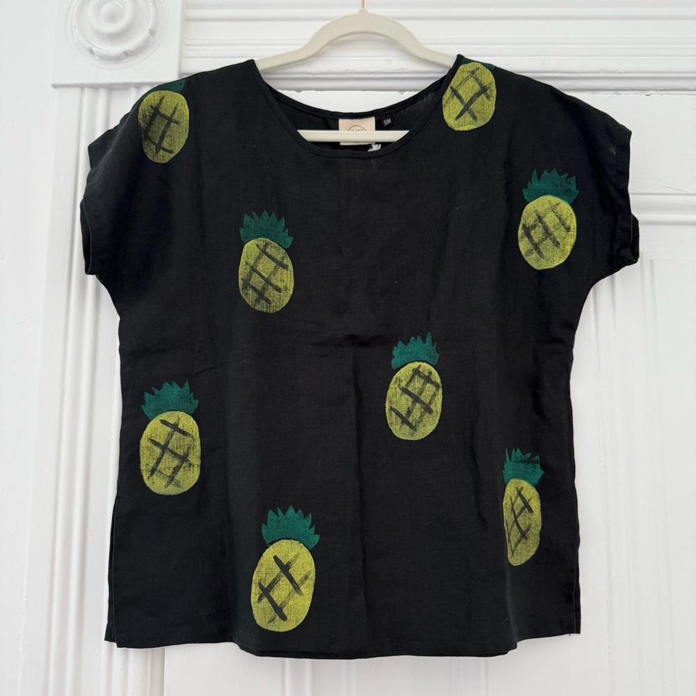 Pineapple Print Black Blouse